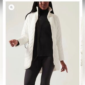 NWT New ATHLETA Mendocino Quilted Belted Coat Ivory Off Winter White L